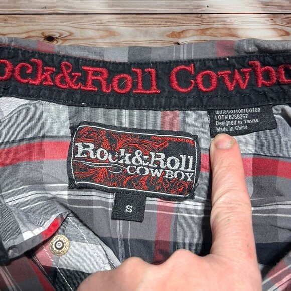 Rock & Roll Cowboy Multicolor Plaid Shirt Size Small - Picture 6 of 6